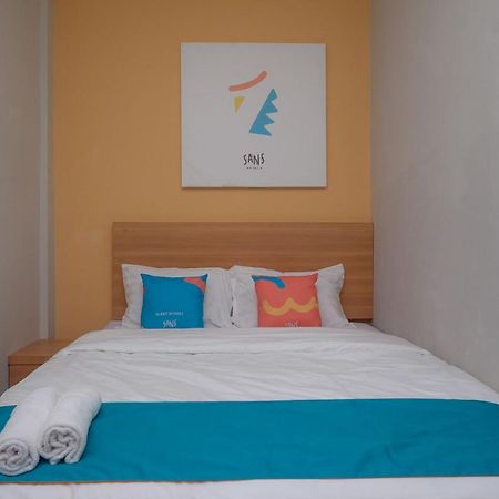Sans Hotel Tiga Putri Semarang By Reddoorz Luaran gambar