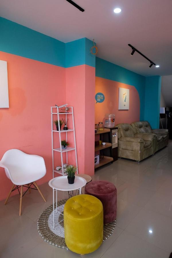Sans Hotel Tiga Putri Semarang By Reddoorz Luaran gambar