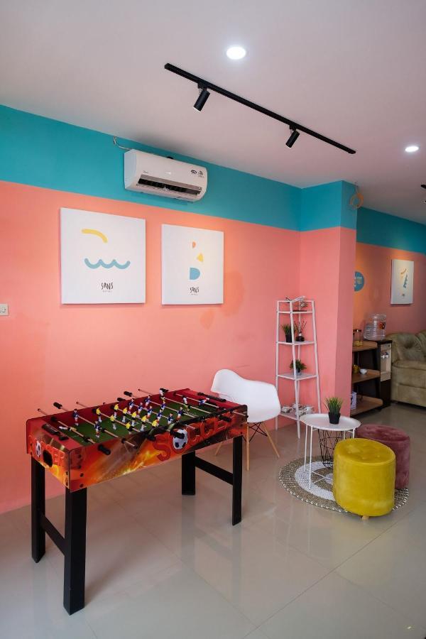 Sans Hotel Tiga Putri Semarang By Reddoorz Luaran gambar